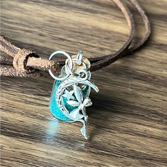 Handcrafted leather BOHO Pixie Dust Necklace - Picture 7 of 10